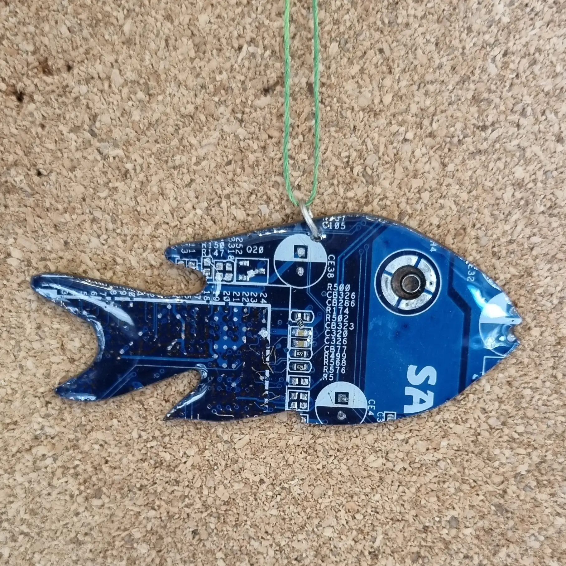 Relak-Scissortail-Pendant-1