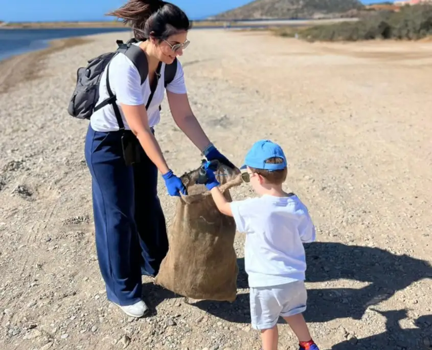 beach-cleanup-attica