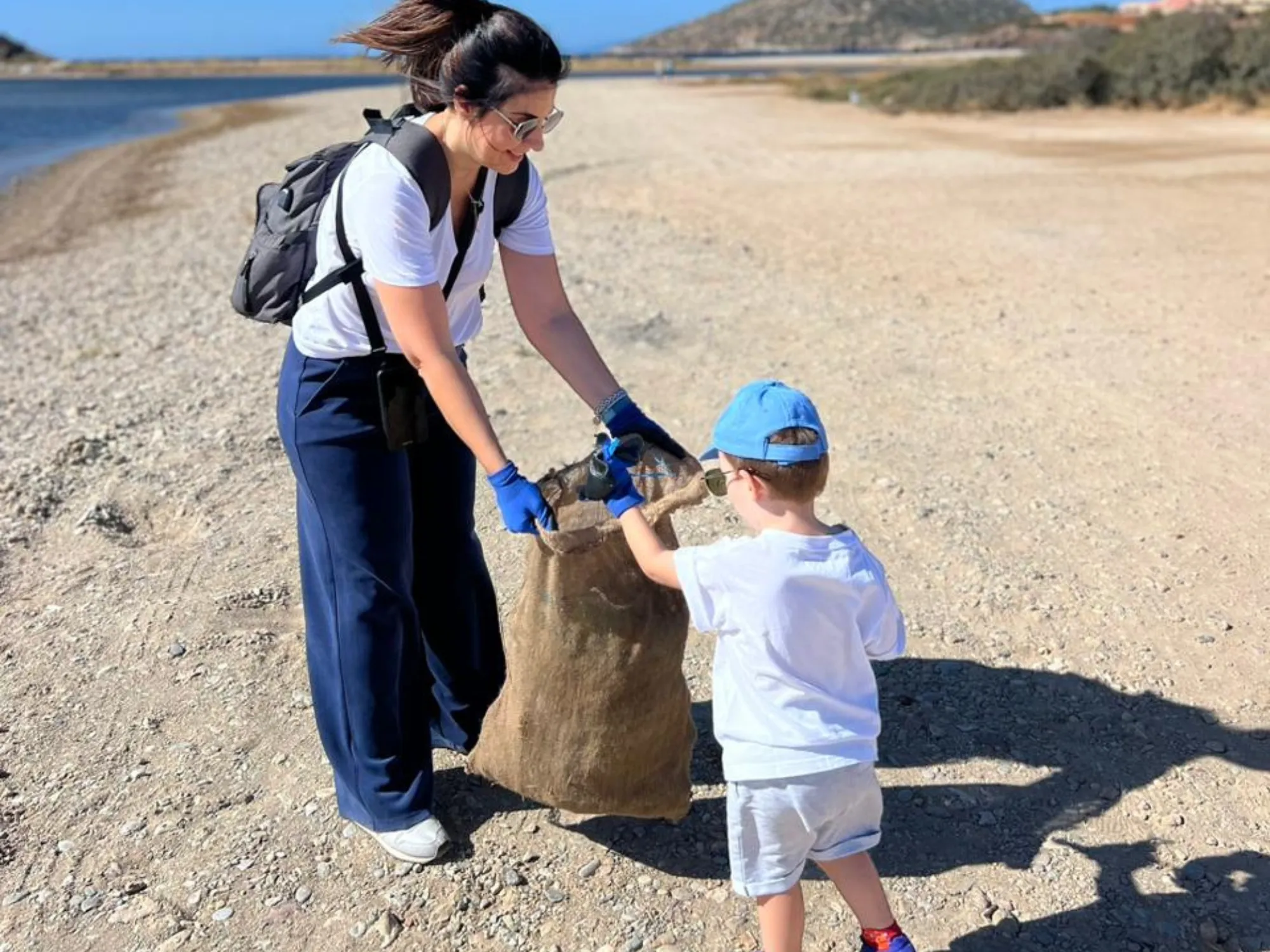 beach-cleanup-attica